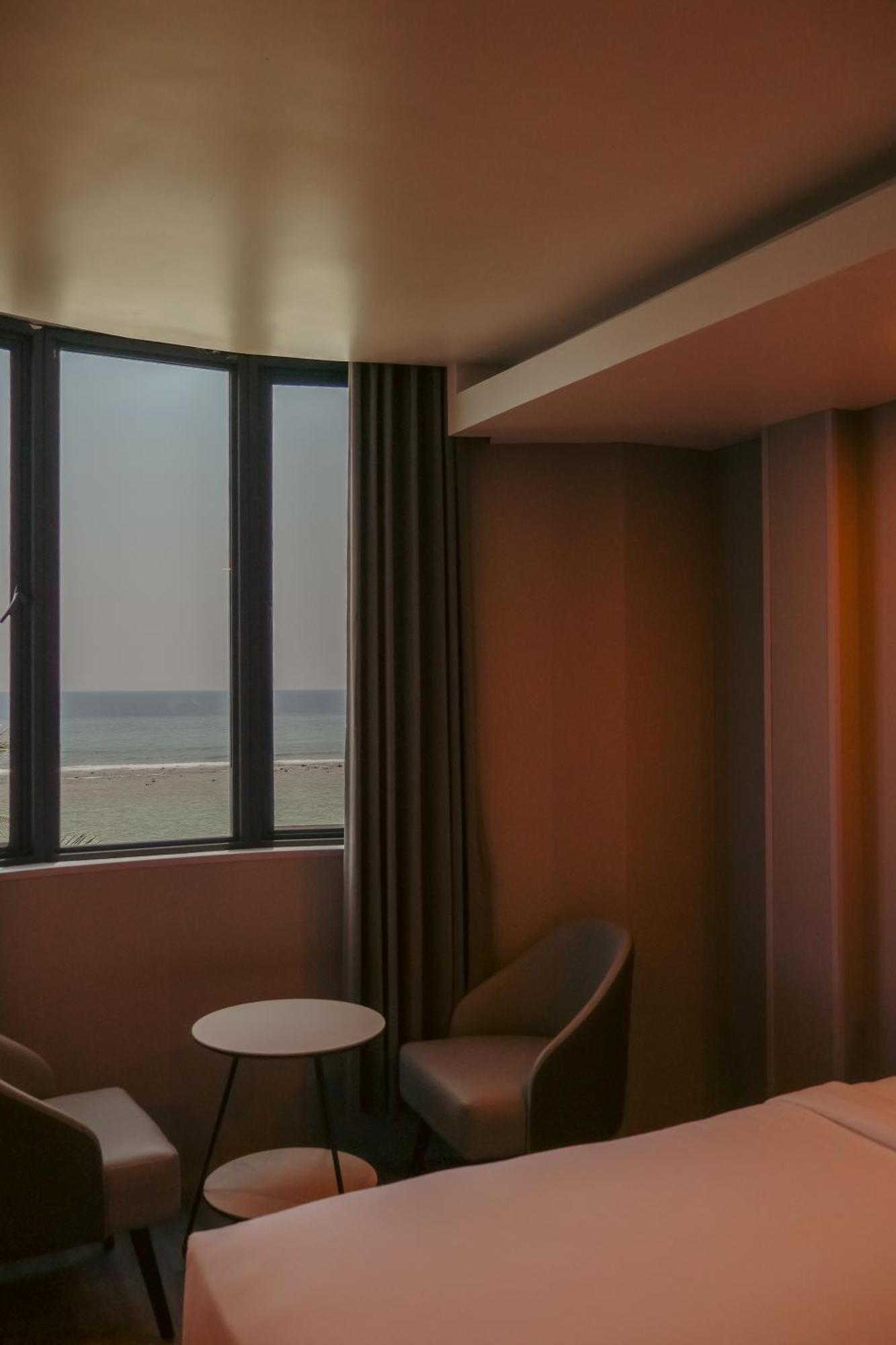 Starry Beach Inn Male Ngoại thất bức ảnh