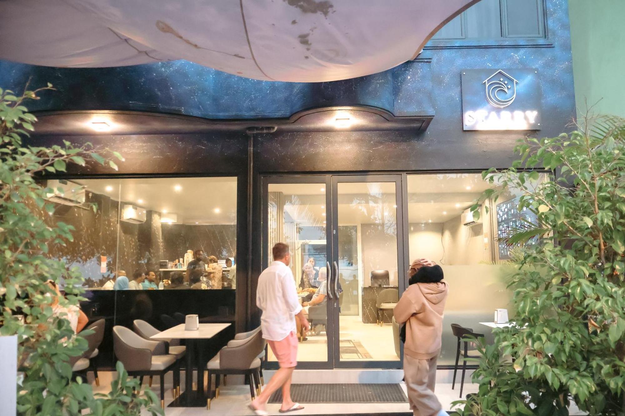 Starry Beach Inn Male Ngoại thất bức ảnh