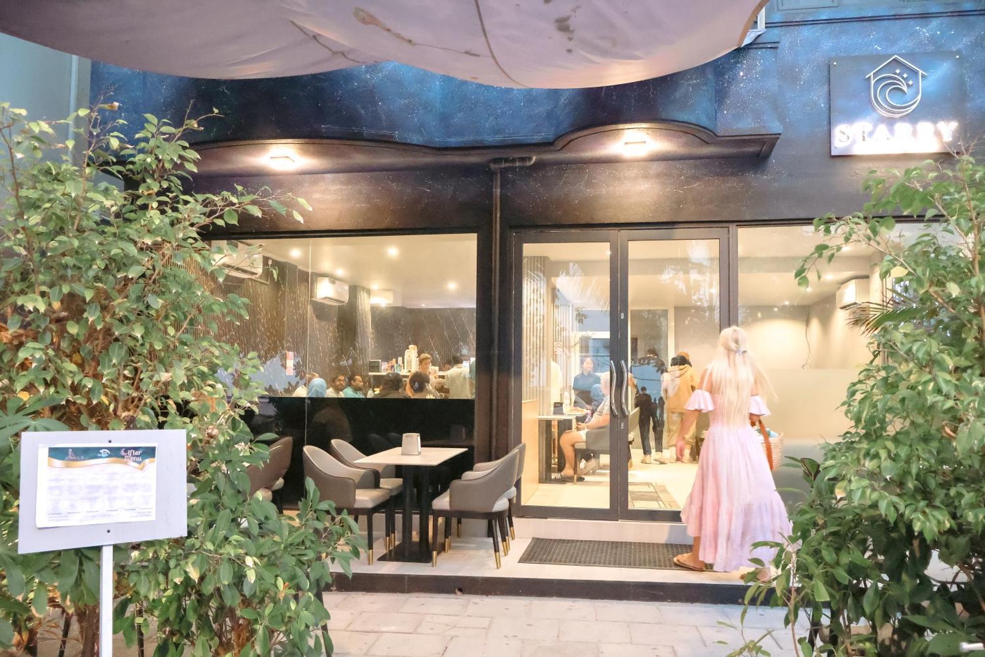 Starry Beach Inn Male Ngoại thất bức ảnh